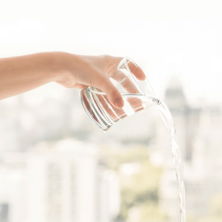 quanto tempo um ser humano vive sem água