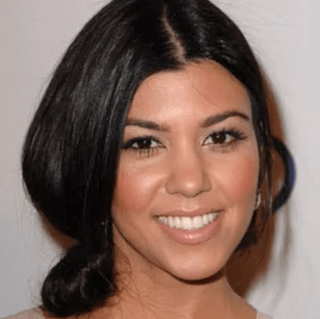 Kourtney Kardashian tem filhos? Conheça tudo sobre sua família