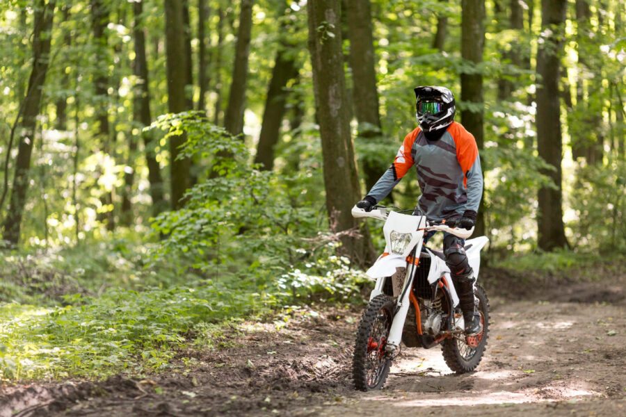 Como melhorar o desempenho da moto em trilhas com upgrades estratégicos