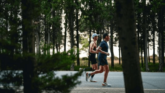 O que é a tecnologia Mizuno Wave e como ela melhora sua corrida?