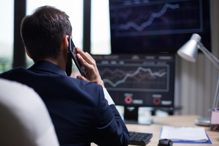 Como investir em ações em 2026? Cinco pontos de atenção para o investidor